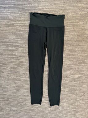 Vuori Leggings size Small